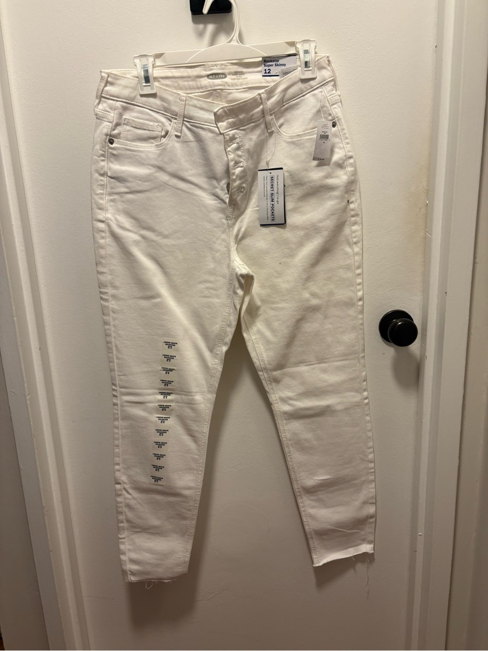 Old Navy White Skinny Jeans